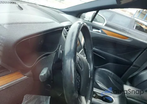 2019 Lincoln Mkc Select z USA, uszkodzony, nr VIN 5LMCJ2D97KUL37753